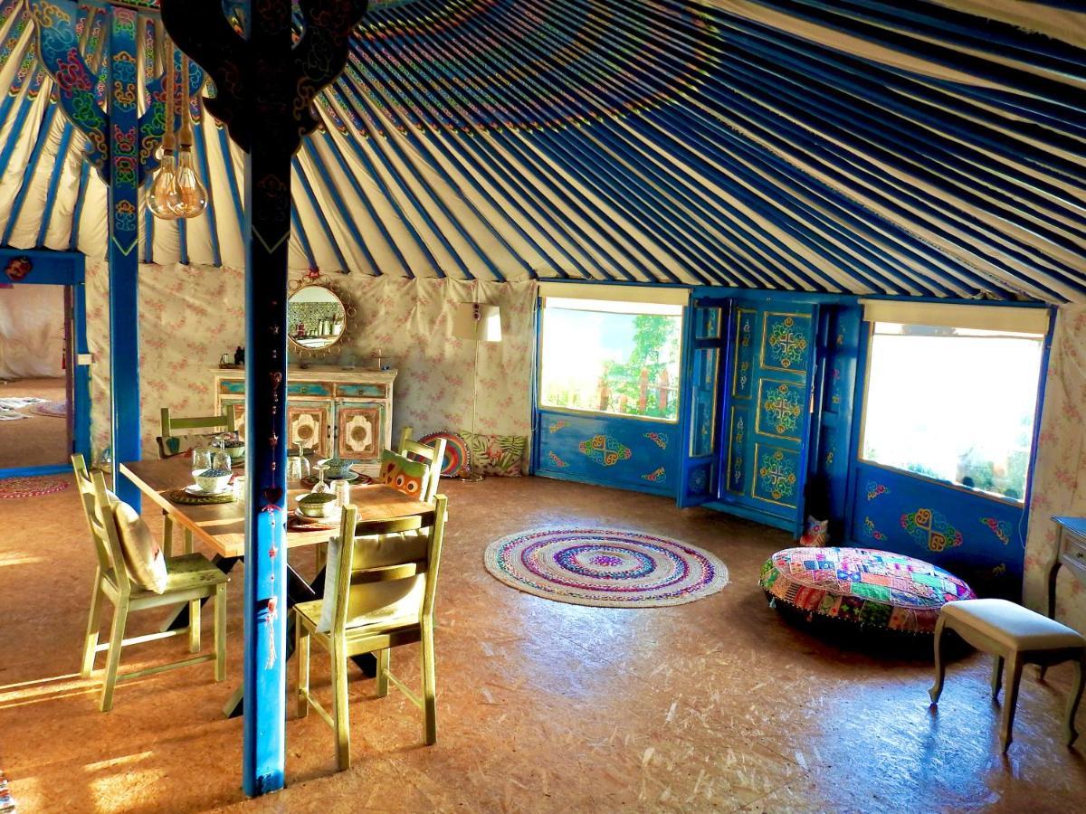 Exclusive Nirvana Yurts Glamping Hotel Kato Drys Exterior photo